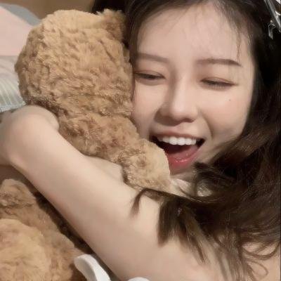 花中寻凶：死亡与鲜花